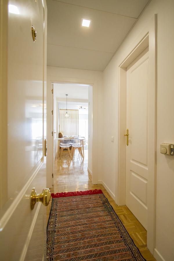 Charming Puerta De Atocha Madrid Apartment Exterior photo
